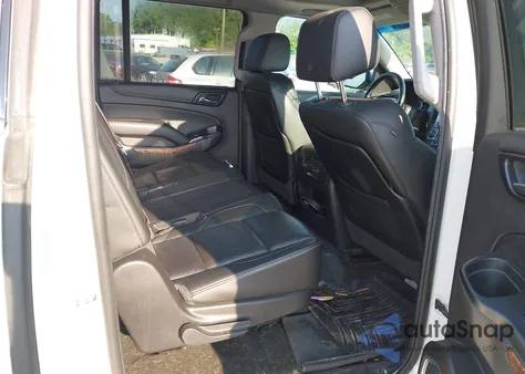 2016 Chevrolet Suburban Ltz z USA, uszkodzony, nr VIN 1GNSCJKC9GR236530